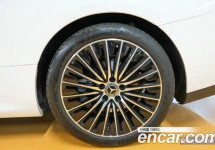 Mercedes-Benz Cle-Class 