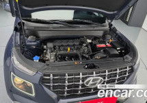 Hyundai Venue 
