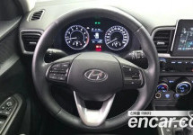 Hyundai Venue 