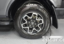 Ford Bronco 
