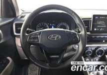 Hyundai Venue 
