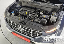 Hyundai Venue 