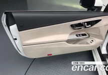 Mercedes-Benz Cle-Class 