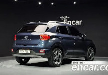 Hyundai Venue 