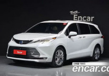 Toyota Sienna 