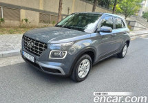 Hyundai Venue 