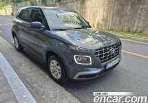 Hyundai Venue 
