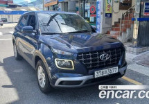 Hyundai Venue 