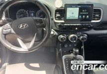 Hyundai Venue 
