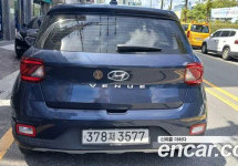 Hyundai Venue 