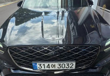 Genesis Gv70 