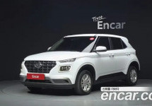 Hyundai Venue 