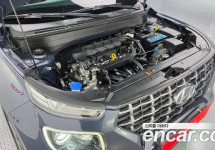 Hyundai Venue 