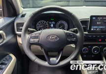 Hyundai Venue 