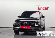 Hyundai Venue 
