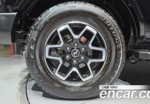 Ford Bronco 