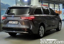 Toyota Sienna 