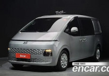 Hyundai Staria 