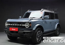 Ford Bronco 