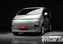 Hyundai Staria 
