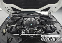 Bmw 8-Series 
