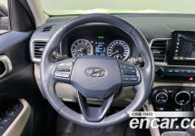 Hyundai Venue 