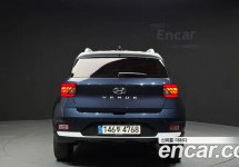 Hyundai Venue 