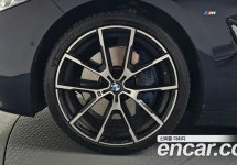 Bmw 8-Series 