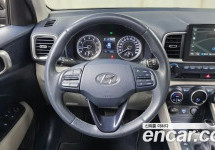 Hyundai Venue 