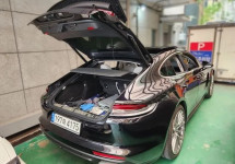 Porsche Panamera 