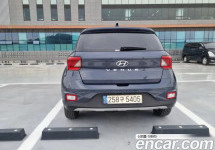 Hyundai Venue 