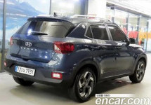 Hyundai Venue 
