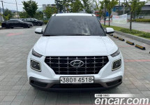 Hyundai Venue 