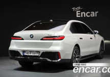 Bmw 7-Series 
