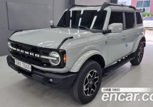 Ford Bronco 