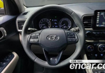 Hyundai Venue 