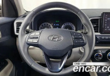 Hyundai Venue 