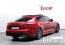 Kia Stinger 