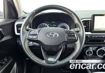 Hyundai Venue 