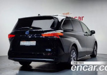 Toyota Sienna 