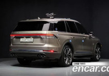 Lincoln Aviator 
