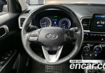 Hyundai Venue 