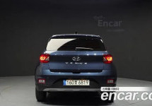Hyundai Venue 