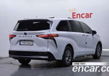 Toyota Sienna 