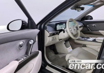 Genesis Gv60 