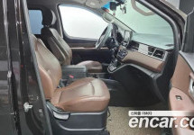 Hyundai Starex 