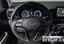Hyundai Venue 