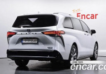 Toyota Sienna 