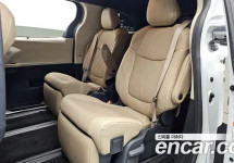Toyota Sienna 