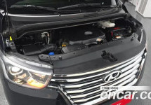 Hyundai Starex 